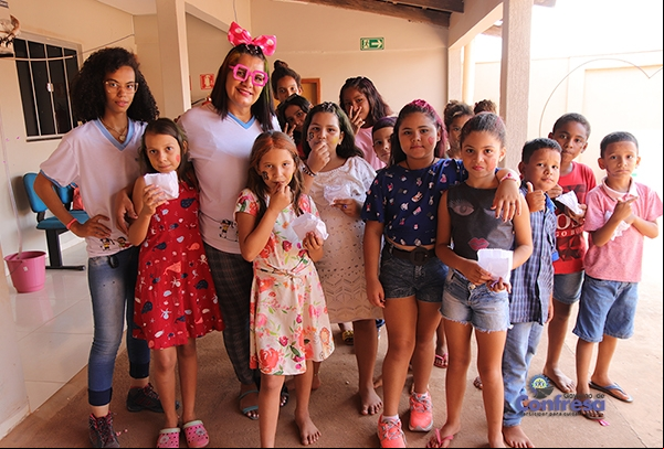 Galeria de foto criancas-do-centro-de-convivencia-participam-festa-de-dia-das-criancas